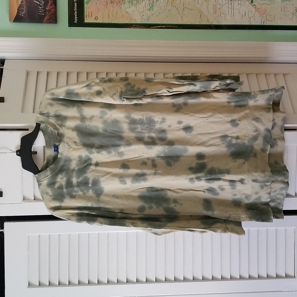 Old Navy Tops - Long Sweatshirt